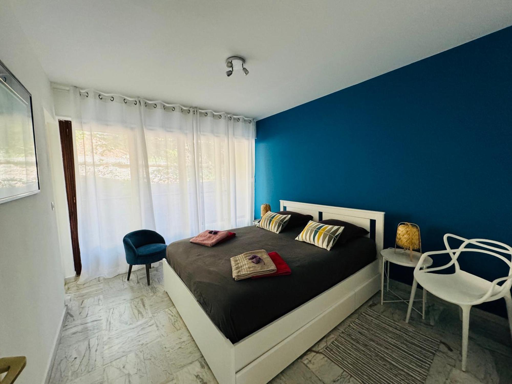 Bandol Roc Beach Vue Mer Grand T3 Face A La Plage Avec Parking Dış mekan fotoğraf